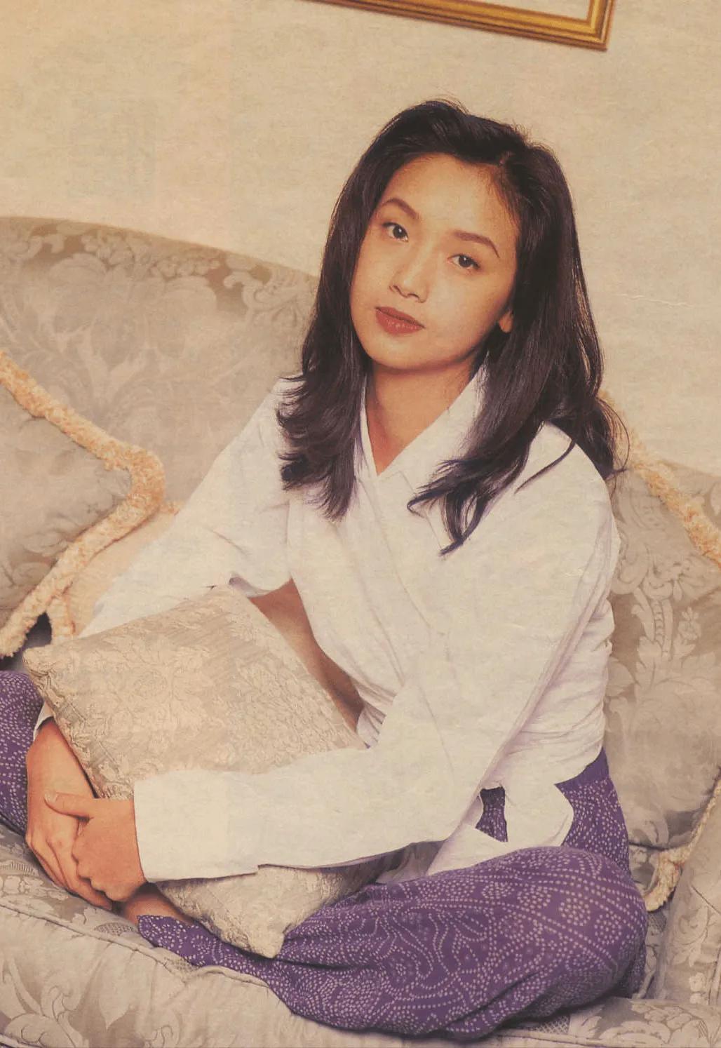 单眼皮女明星_单眼皮美女演技_娱乐圈没有整容过